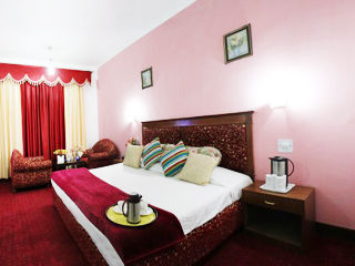 Chander Palace Manāli Esterno foto